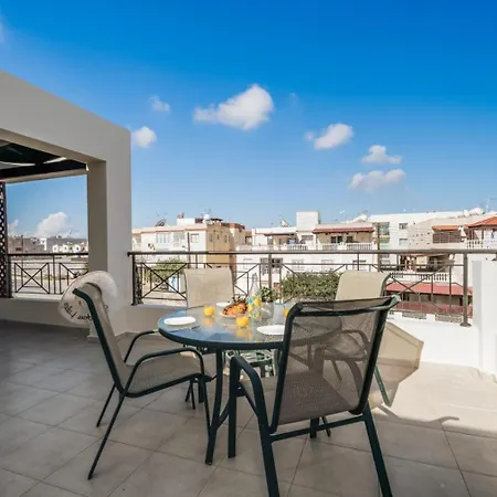Apartment Michel Paralimni