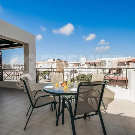 Michel * Paralímni